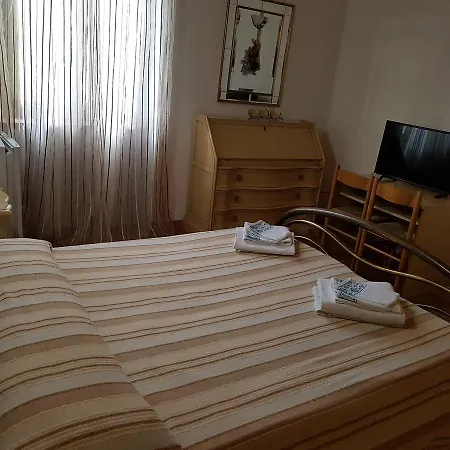 Agriturismo La Palazzina ファームステイ *